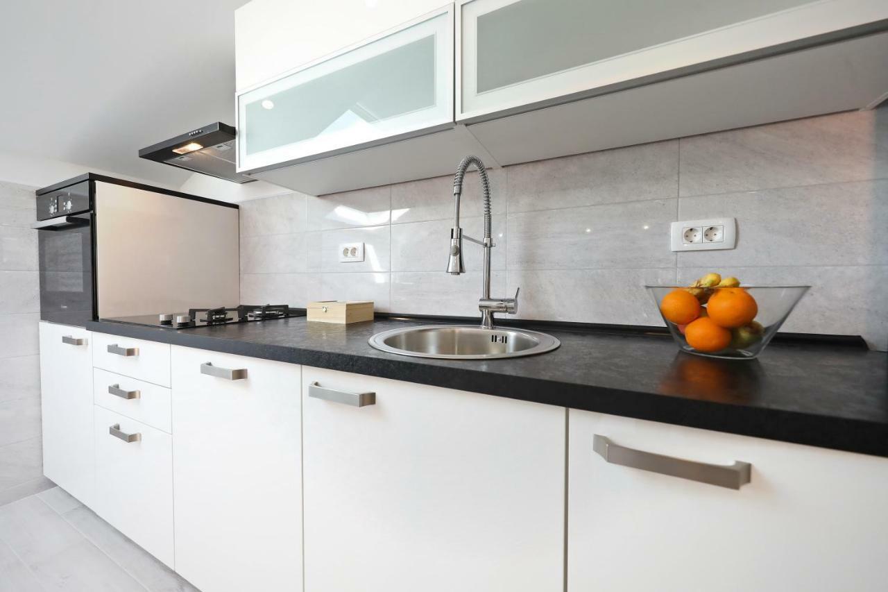 Appartamento Zara Three Wells Esterno foto